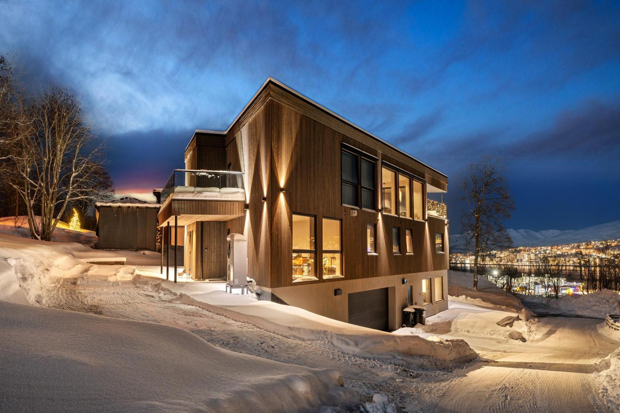 Arctic Homes - The View ทรอมโซ ภายนอก รูปภาพ