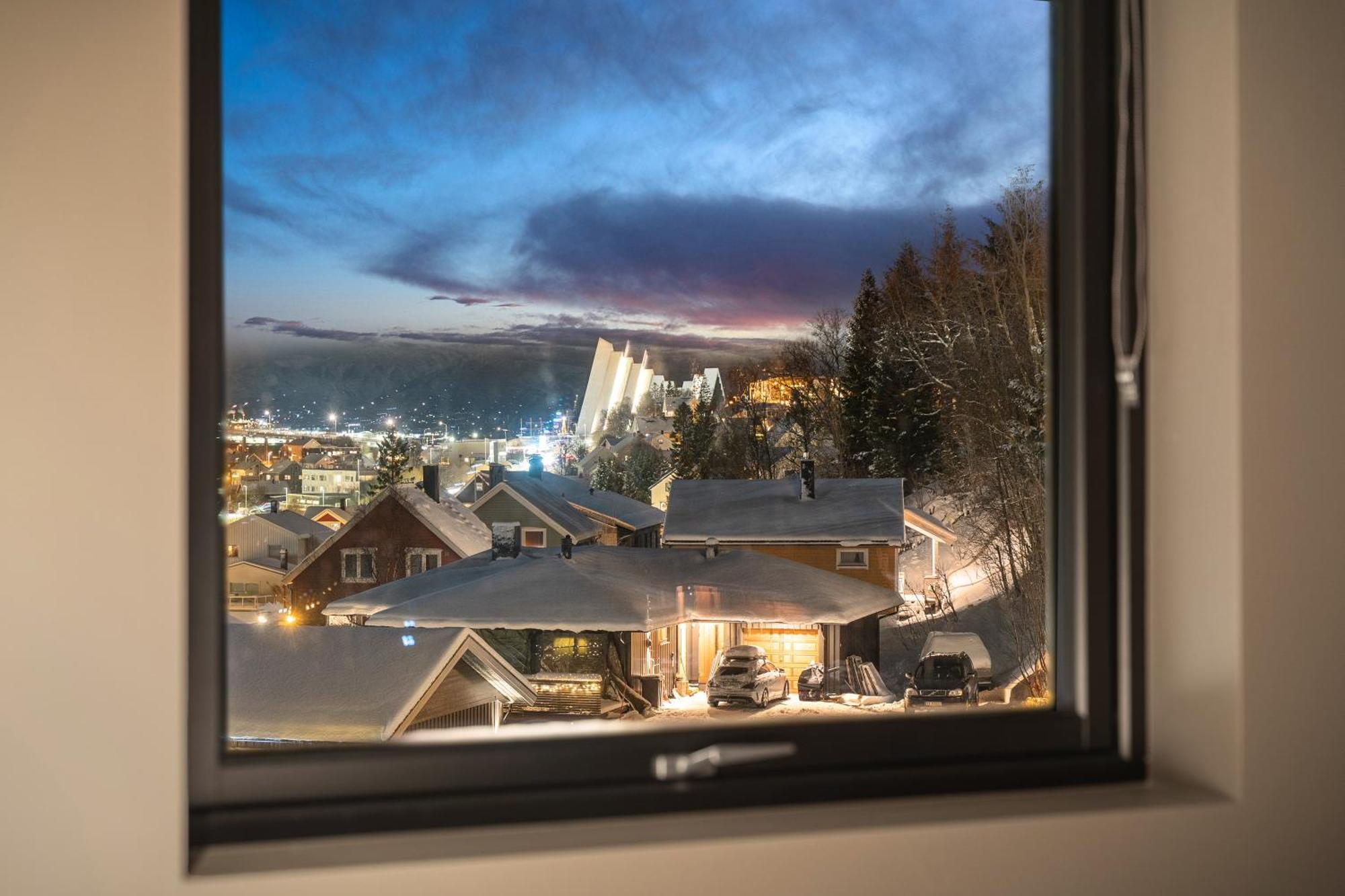 Arctic Homes - The View ทรอมโซ ภายนอก รูปภาพ